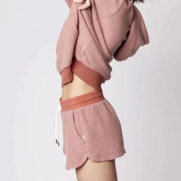 FEAT CLOTHING BlanketBlend Fleece Drawstring Lounge Shorts in Cayenne - Size S/1 - Picture 2 of 8